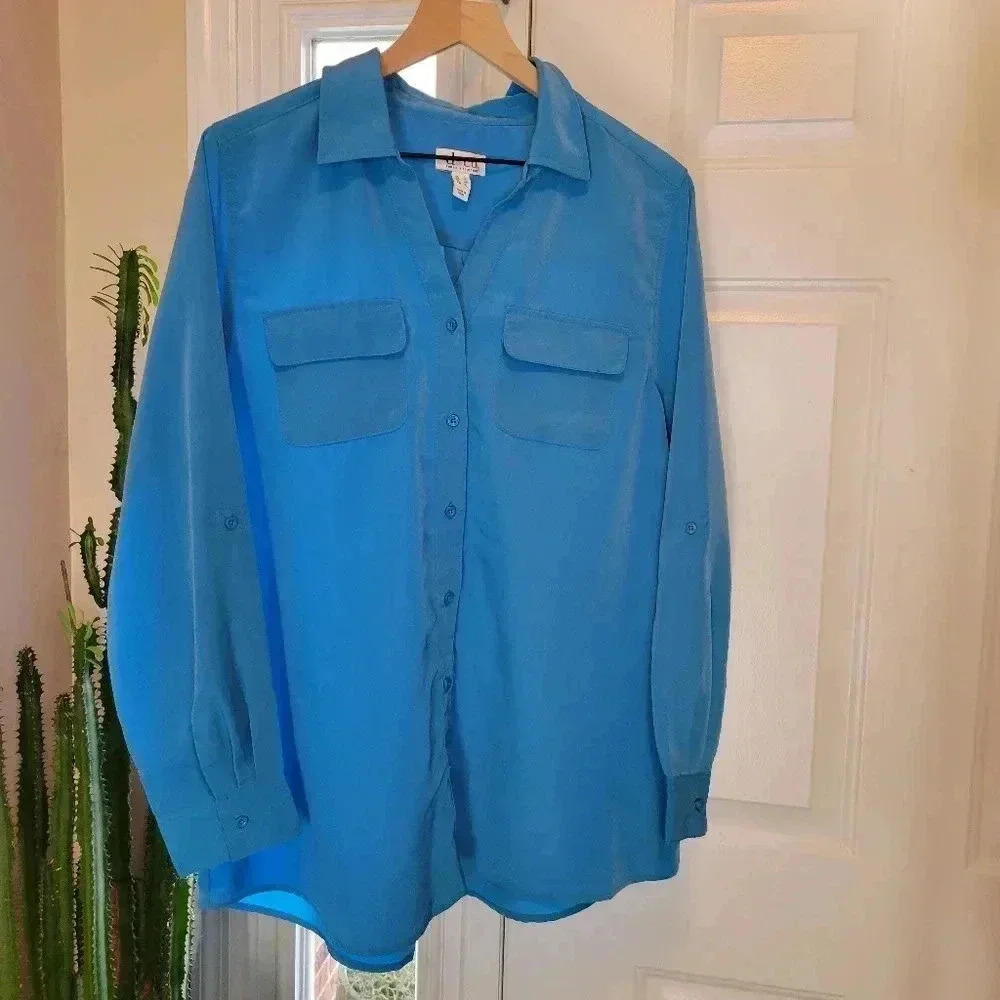 D&Co Beautiful Blue Business Casual Button Up Longsleeve Shirt, Size XL Pockets - Picture 2 of 8